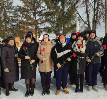 Участие в торжественном митинге